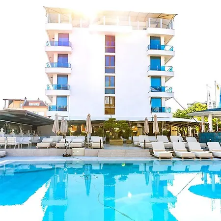 Elia Mare - Free Access 4* Kiten